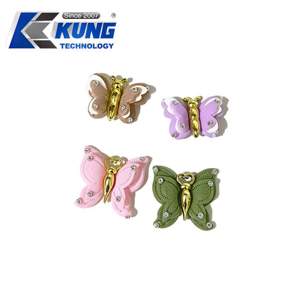 Heart Print Plastic Shoe Bow Ornament with Customized Colors and Durable Print for Fashion Footwear